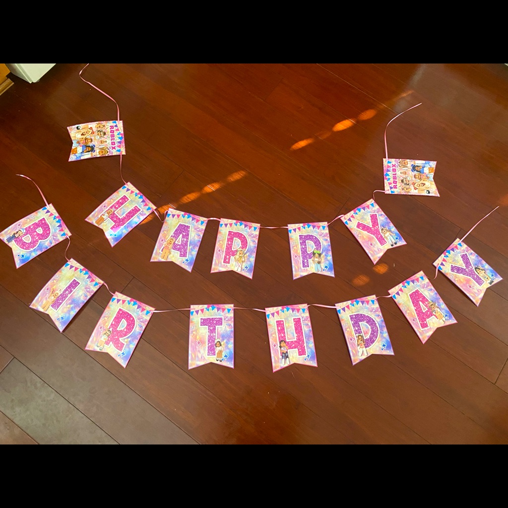 Girls Roblox Birthday Sign